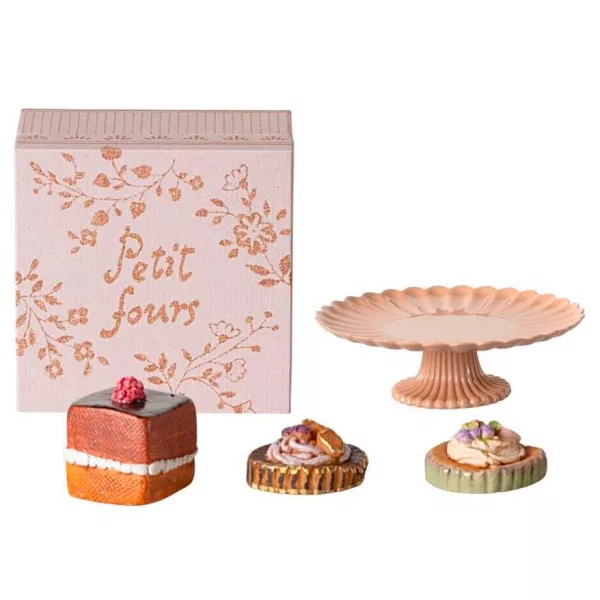 Maileg Mini Cake and Cakestand