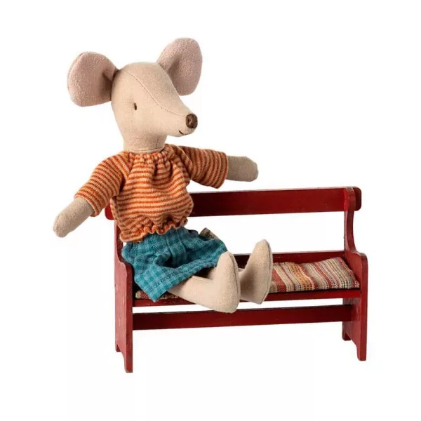 Maileg Bench Mouse Red